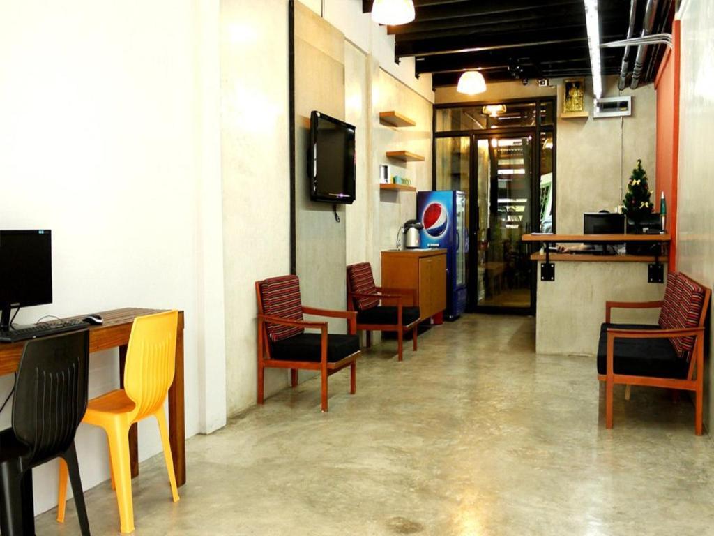 Bed Bangkok Hostel Luaran gambar