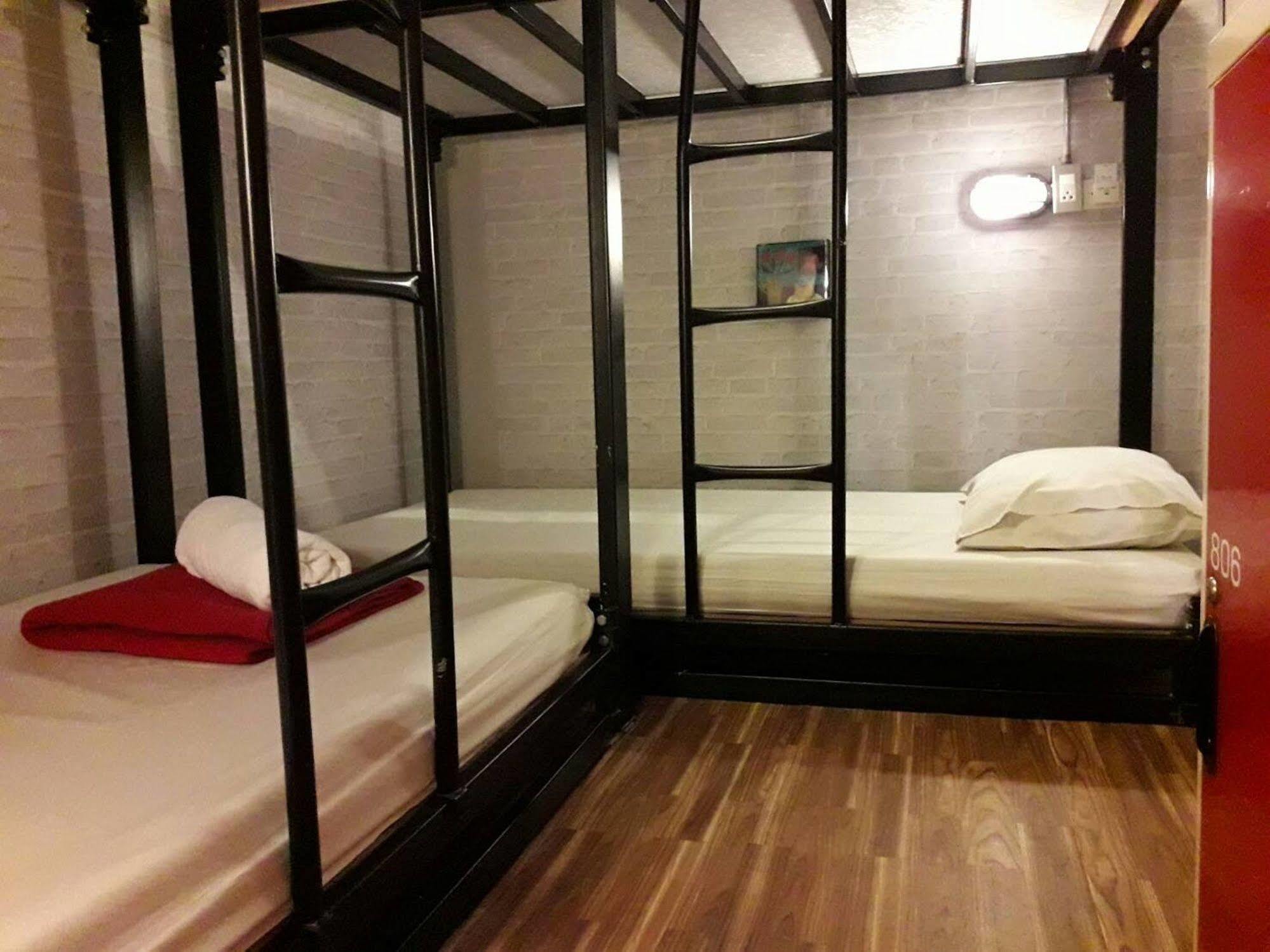 Bed Bangkok Hostel Luaran gambar